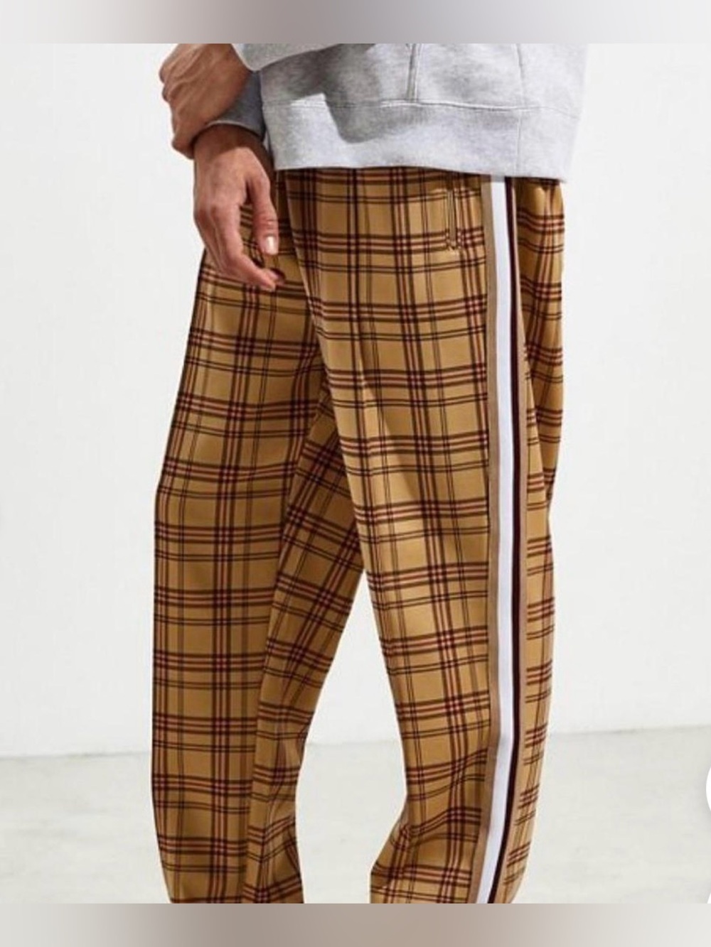 UO Classic Oscar Plaid Track Pants White Brown Side Stripe Tan Maroon Plaid Sz S
